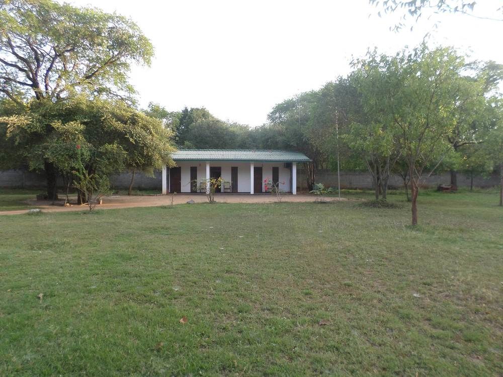 Lokuge Grand Resort Kataragama Exterior photo
